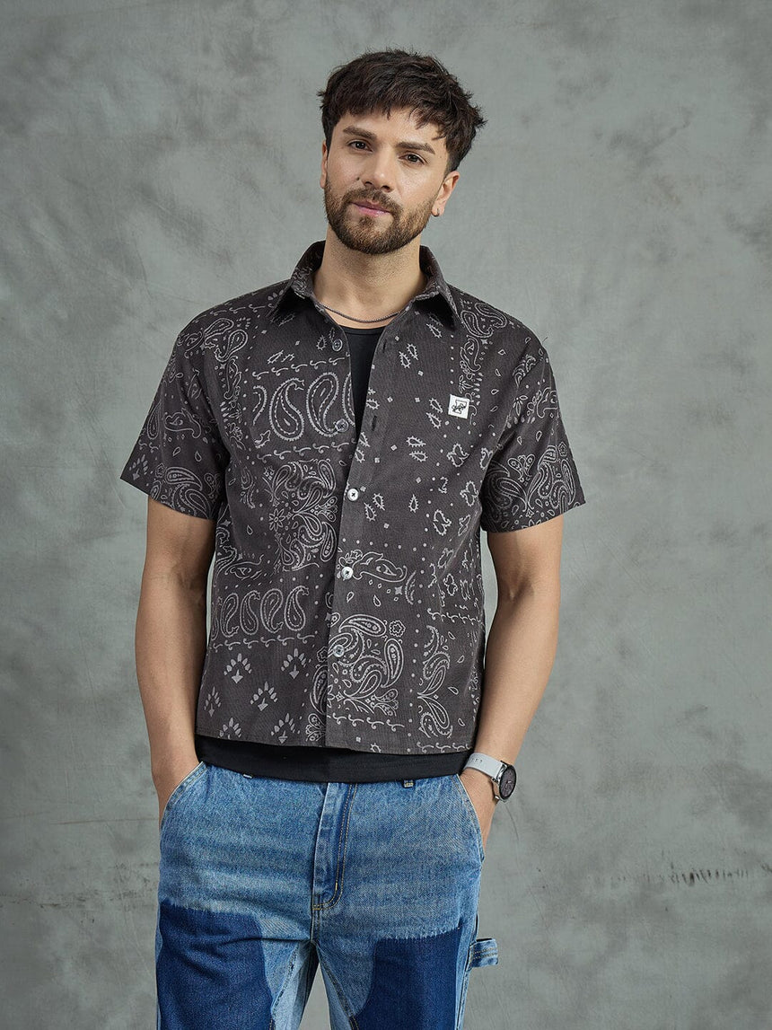 Grey Paisley Cropped Shirt With Black Vest Shirts Fugazee