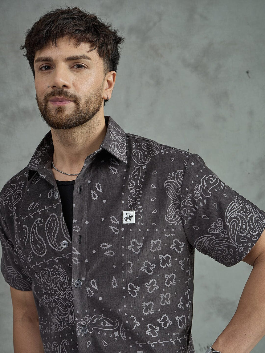 Grey Paisley Cropped Shirt With Black Vest Shirts Fugazee