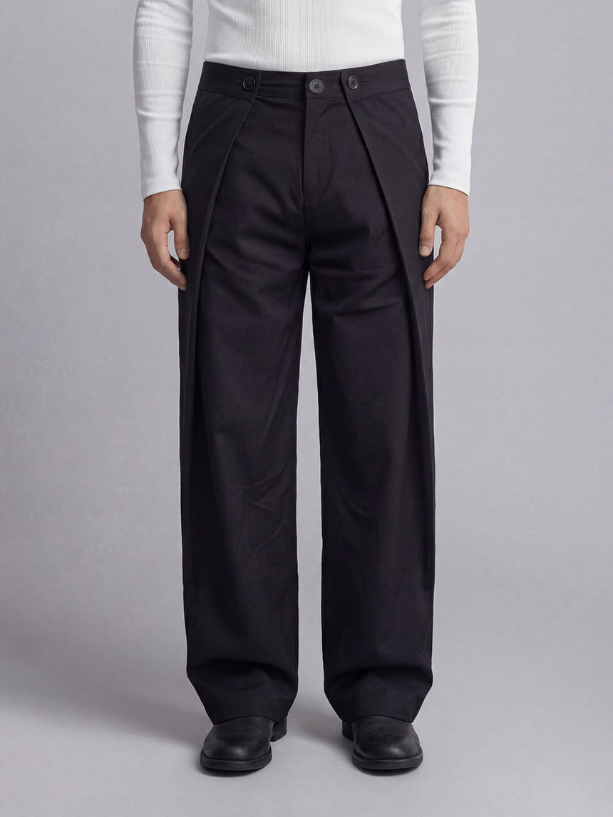 Black Switch-Flip Pleated Trousers Trousers Fugazee 
