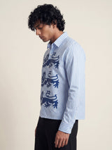 Chambray Blue Lions Graphic Cropped Shirt Shirts Fugazee 