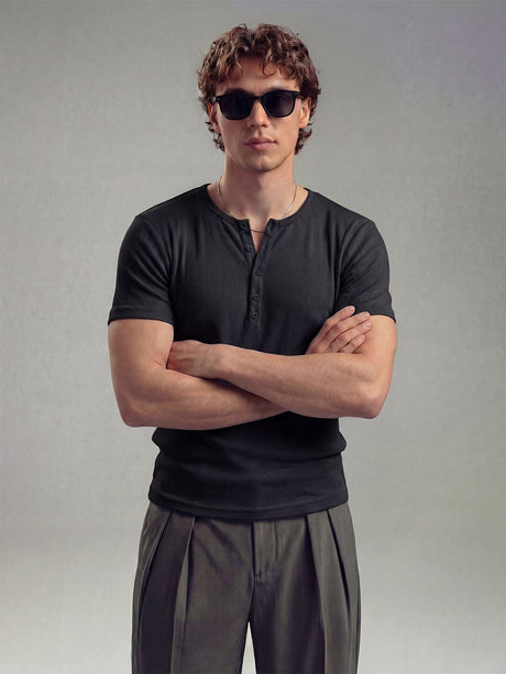 Black Ribbed Henley Short Sleeves Tshirt T-Shirts Fugazee 