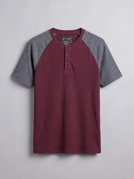 Grey And Maroon Ribbed Raglan Short Sleeve Henley Tshirt T-Shirts Fugazee 